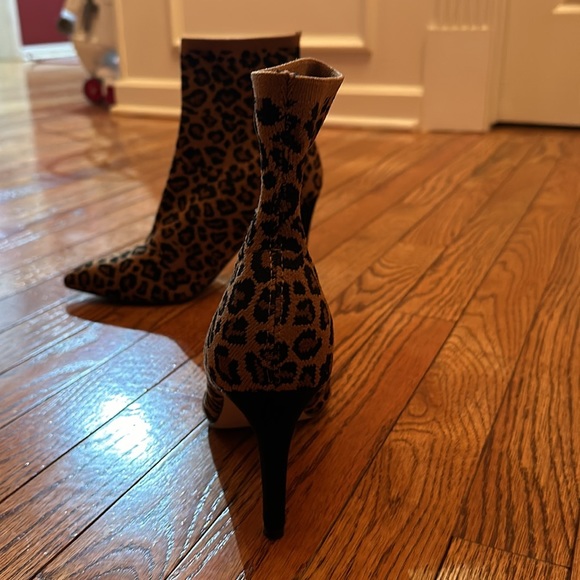 ***NEVER WORN***MIA Leopard print booties, size 7.5 M, excellent condition! - Picture 6 of 8